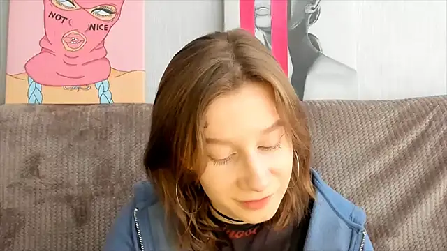 Snapshot of EnigmaSee chatting on 02.16.25 EnigmaSee online show from 02.16.25