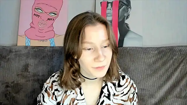 Snapshot of EnigmaSee chatting on 02.17.25 EnigmaSee online show from 02.17.25