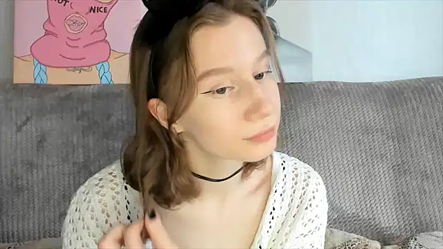 Snapshot of EnigmaSee chatting on 02.22.25 EnigmaSee online show from 02.22.25