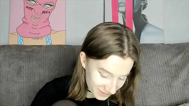 Snapshot of EnigmaSee chatting on 02.25.25 EnigmaSee online show from 02.25.25