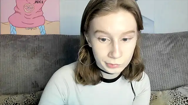 Snapshot of EnigmaSee chatting on 03.03.25 EnigmaSee online show from 03.03.25