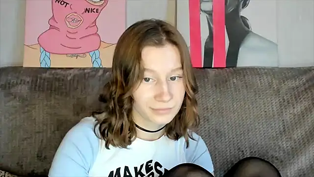 Snapshot of EnigmaSee chatting on 03.18.25 EnigmaSee online show from 03.18.25