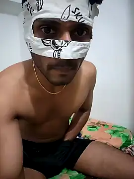 Snapshot of JOHN_LEE_DEREK chatting on 12.13.24 JOHN LEE DEREK online show from 12.13.24