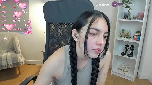  BellaEvans  online show from 05.08.26