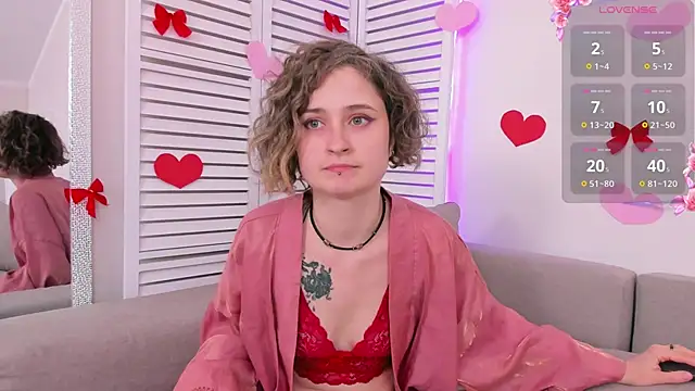 Snapshot of sweet_cherry_pie_ chatting on 02.18.25 sweet cherry pie online show from 02.18.25