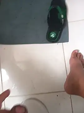 Snapshot of lobomisterioso13 chatting on 02.10.25 lobomisterioso13 online show from 02.10.25