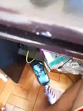 Snapshot of lobomisterioso13 chatting on 11.20.25 lobomisterioso13 online show from 11.20.25