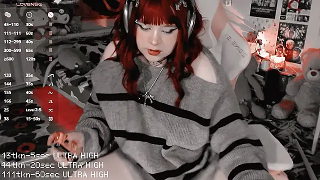 Snapshot of noori__hope chatting on 02.14.26 noori hope online show from 02.14.26