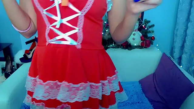 Snapshot of LindaaLu chatting on 12.26.24 LindaaLu online show from 12.26.24