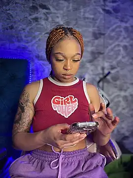 Melany Williams online show from 04.15.26