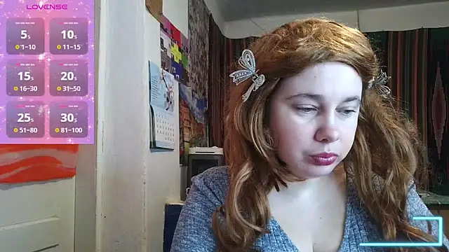 Cora Maro online show from 04.30.26