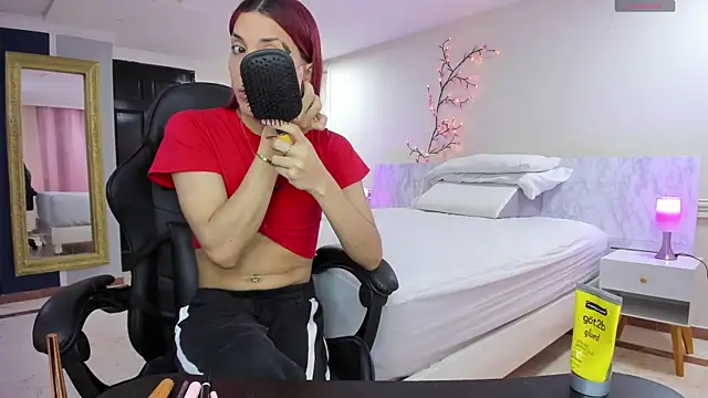 charolbruce 1 online show from 02.26.26