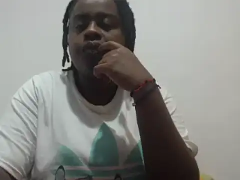 Snapshot of KabraBer chatting on 01.05.25 KabraBer online show from 01.05.25