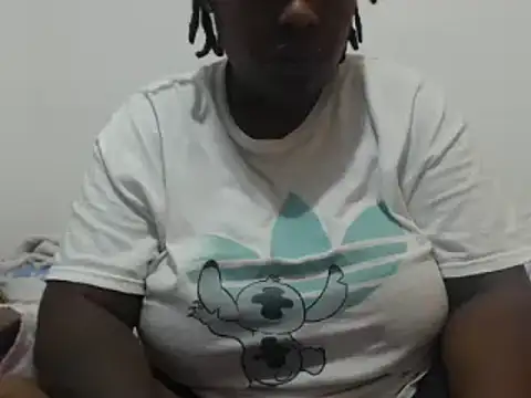 Snapshot of KabraBer chatting on 01.05.25 KabraBer online show from 01.05.25