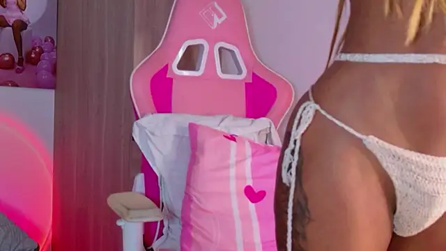 Susanamendezz online show from 03.04.26