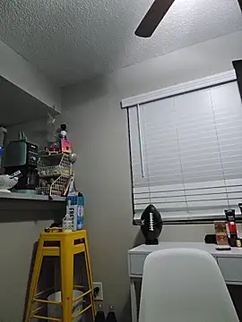 Snapshot of DevilDahm chatting on 02.04.26 DevilDahm online show from 02.04.26