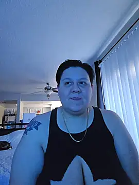 Snapshot of DevilDahm chatting on 02.10.26 DevilDahm online show from 02.10.26