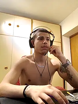 BigDickEnrg7195 online show from 02.19.25