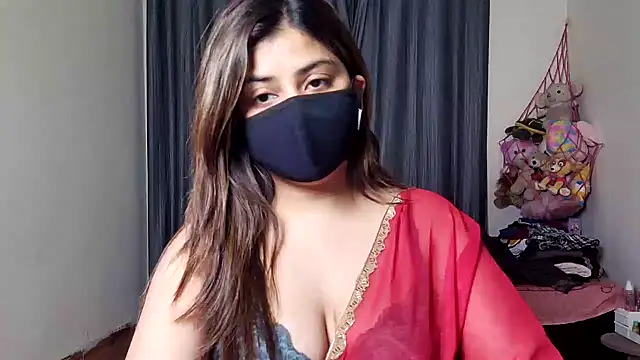Hoty-Shivangi online show from 02.17.26