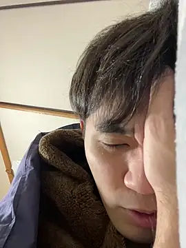 Snapshot of ryusei18570 chatting on 02.27.25 ryusei18570 online show from 02.27.25