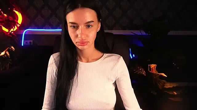 Snow WhiteeeX online show from 09.12.25