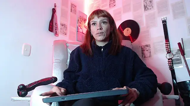 Snapshot of IvanaFetish chatting on 10.11.25 IvanaFetish online show from 10.11.25