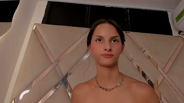 ninaht online show from 02.20.25