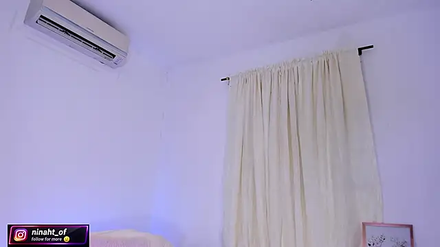 Snapshot of ninaht chatting on 04.18.26 ninaht online show from 04.18.26