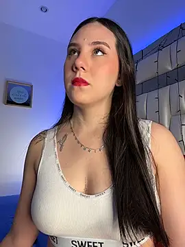 Snapshot of _ISABELLA_HOT_ chatting on 04.17.26 ISABELLA HOT online show from 04.17.26