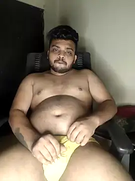 Snapshot of Mr_Handsome_hunk chatting on 12.29.24 Mr Handsome hunk online show from 12.29.24