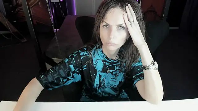 Elizabe th online show from 03.15.25