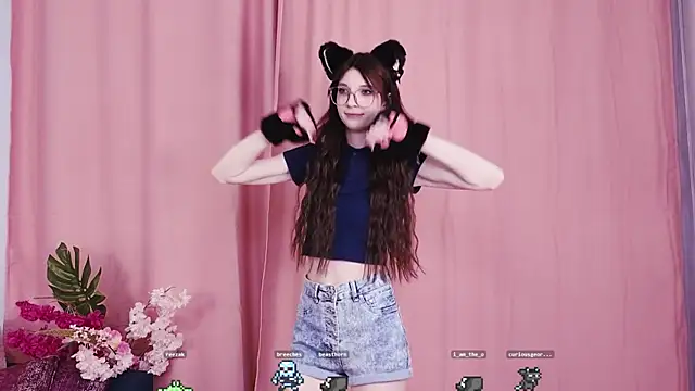 KimWilli online show from 01.18.25