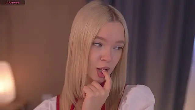  AlinaBailey online show from 11.08.25