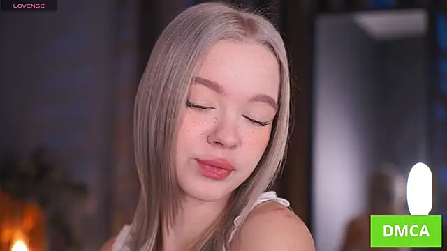  AlinaBailey online show from 11.20.25