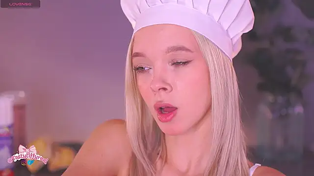  AlinaBailey online show from 03.22.26