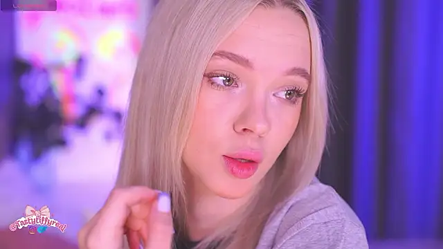  AlinaBailey online show from 03.23.26