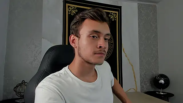 Desmon Clark online show from 01.29.25