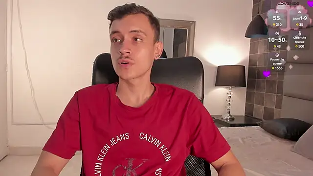 Desmon Clark online show from 03.12.25