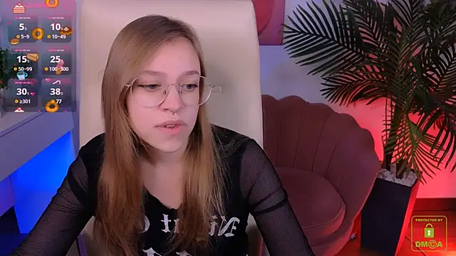 LayriantaVee online show from 01.28.25