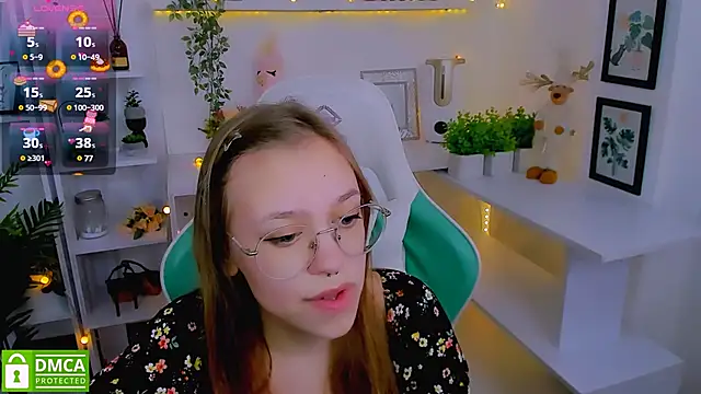 LayriantaVee online show from 02.26.25