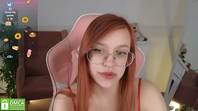 LayriantaVee online show from 04.23.26