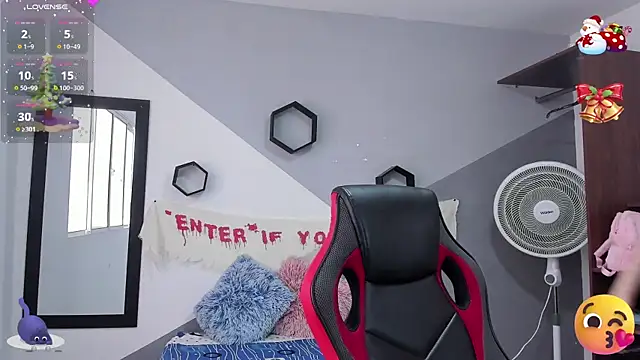 Danniela rivera online show from 12.10.24