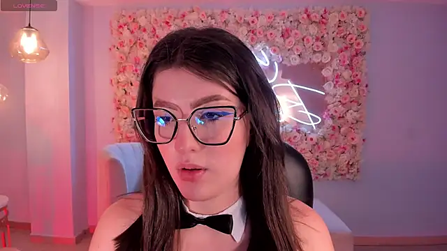 AmberFarrell online show from 02.19.25