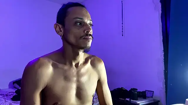 Snapshot of villanocat chatting on 01.30.25 villanocat online show from 01.30.25