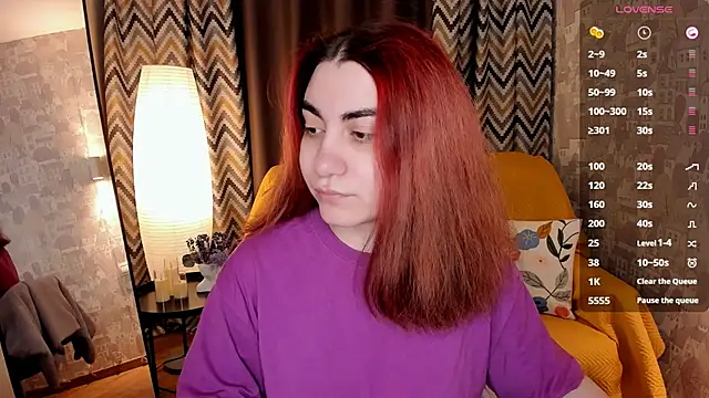 Snapshot of hannacheekss_ chatting on 02.07.26 hannacheekss online show from 02.07.26