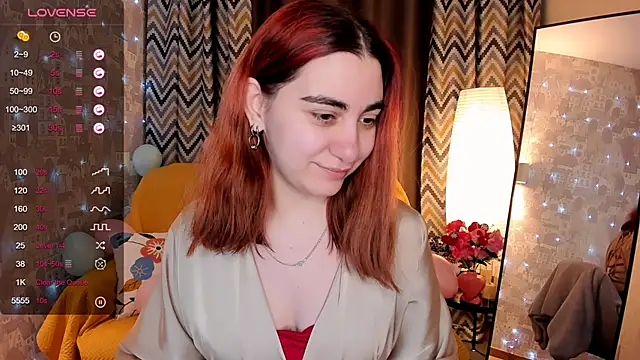 Snapshot of hannacheekss_ chatting on 02.13.26 hannacheekss online show from 02.13.26