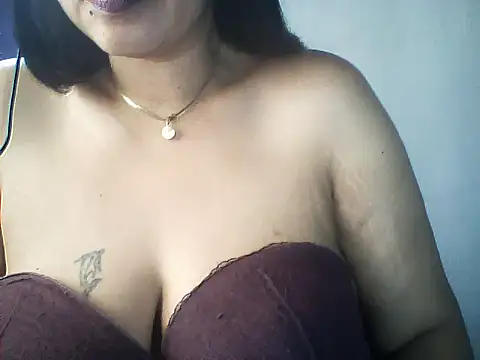 layanah12 online show from 06.21.26