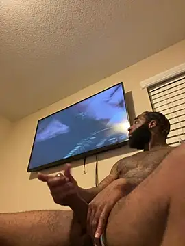 Snapshot of GoodGirlLover13 chatting on 12.16.24 GoodGirlLover13 online show from 12.16.24