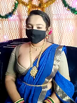 Snapshot of Deshi_Chori chatting on 01.08.25 Deshi Chori online show from 01.08.25