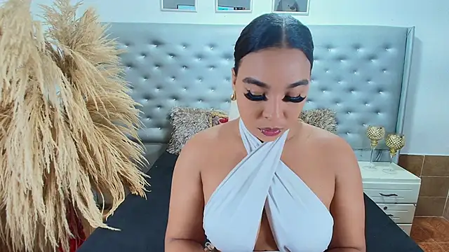 EileenBenzon online show from 02.22.25